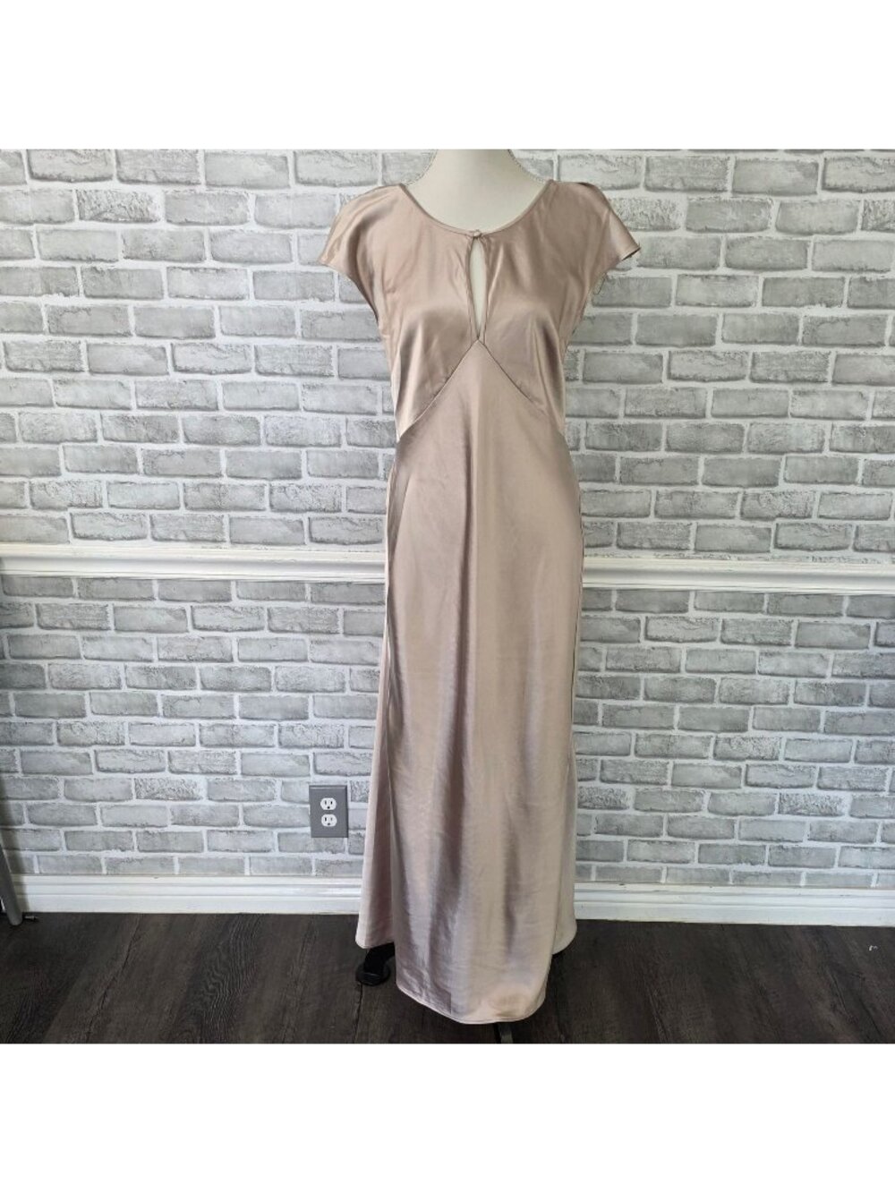 Old Navy NWT Blush Satin Maxi Dress Medium 1940s Hollywood Glam Old Money